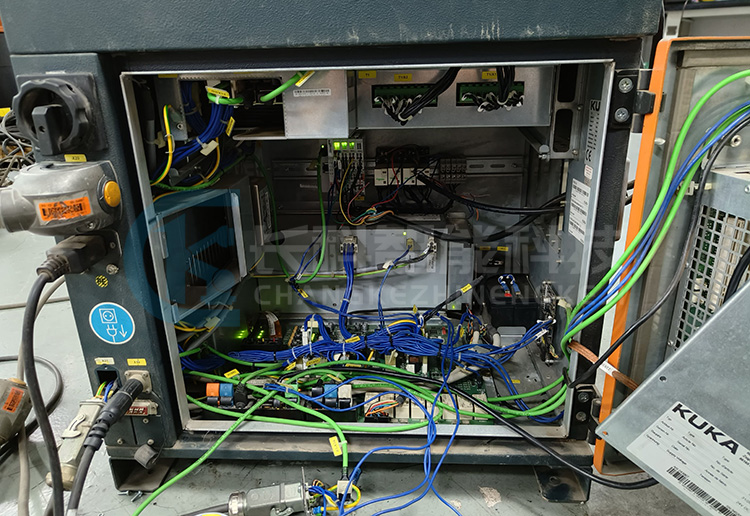 庫卡機(jī)器人KR C4 smallsize控制柜維修 庫卡機(jī)器人KR C4 smallsize控制柜維修